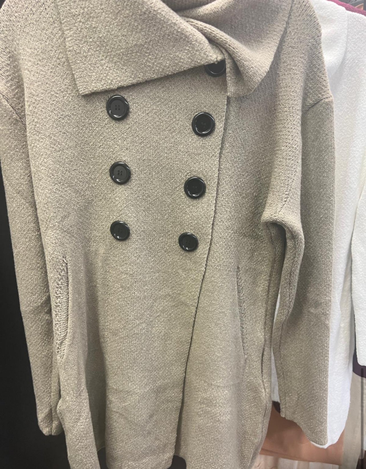 6-button mousse coat with pocket