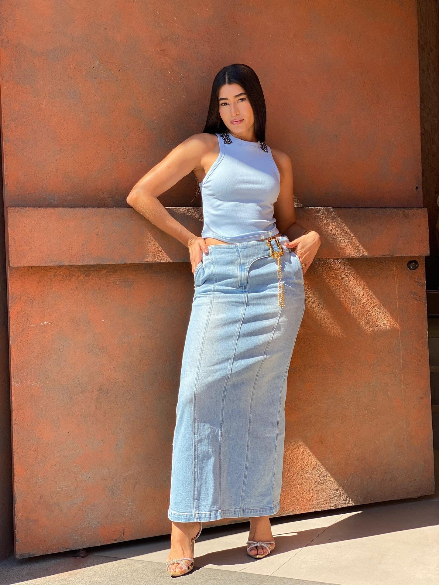 Saia jeans maxi midi by Razzo ( somente a saia )