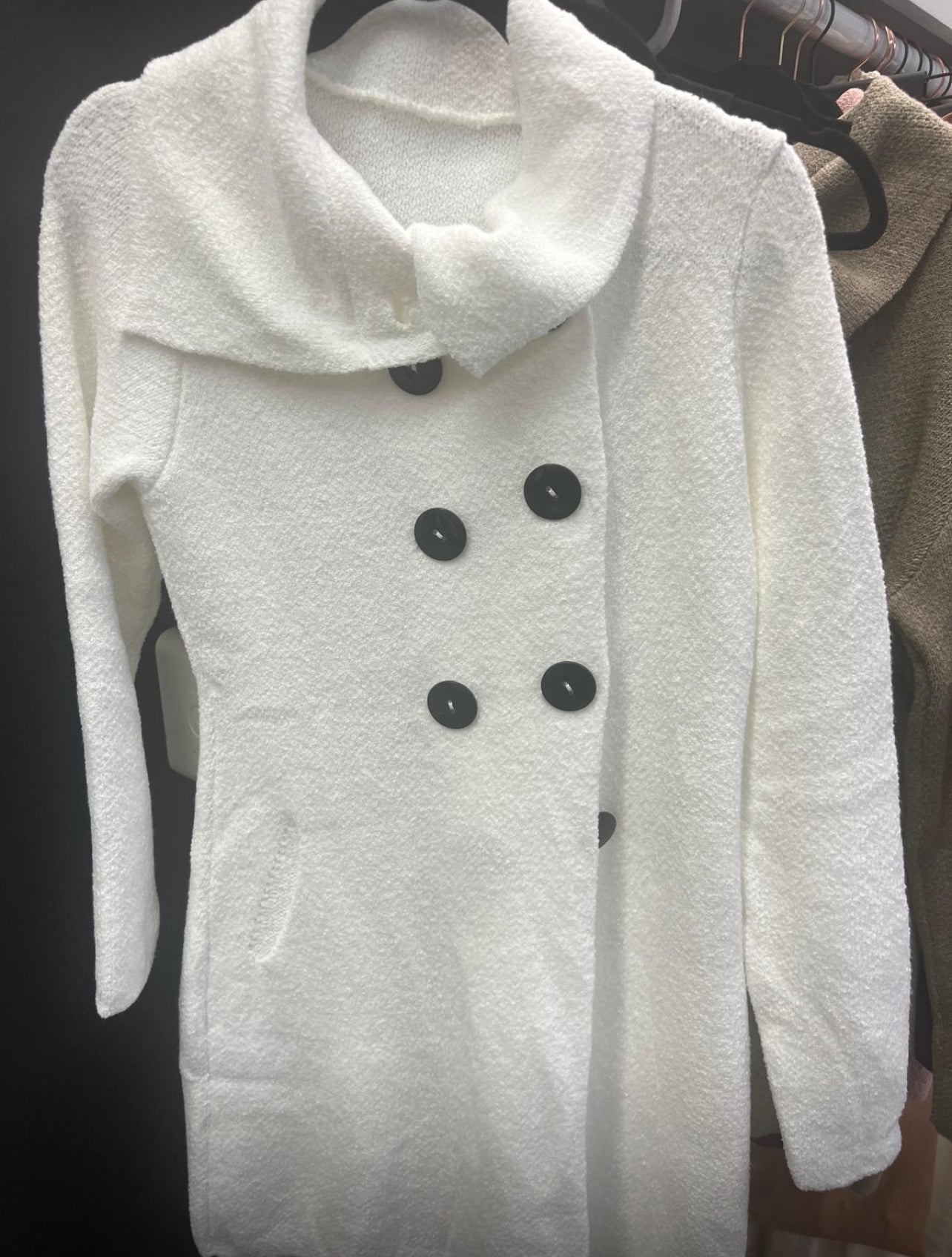 6-button mousse coat with pocket